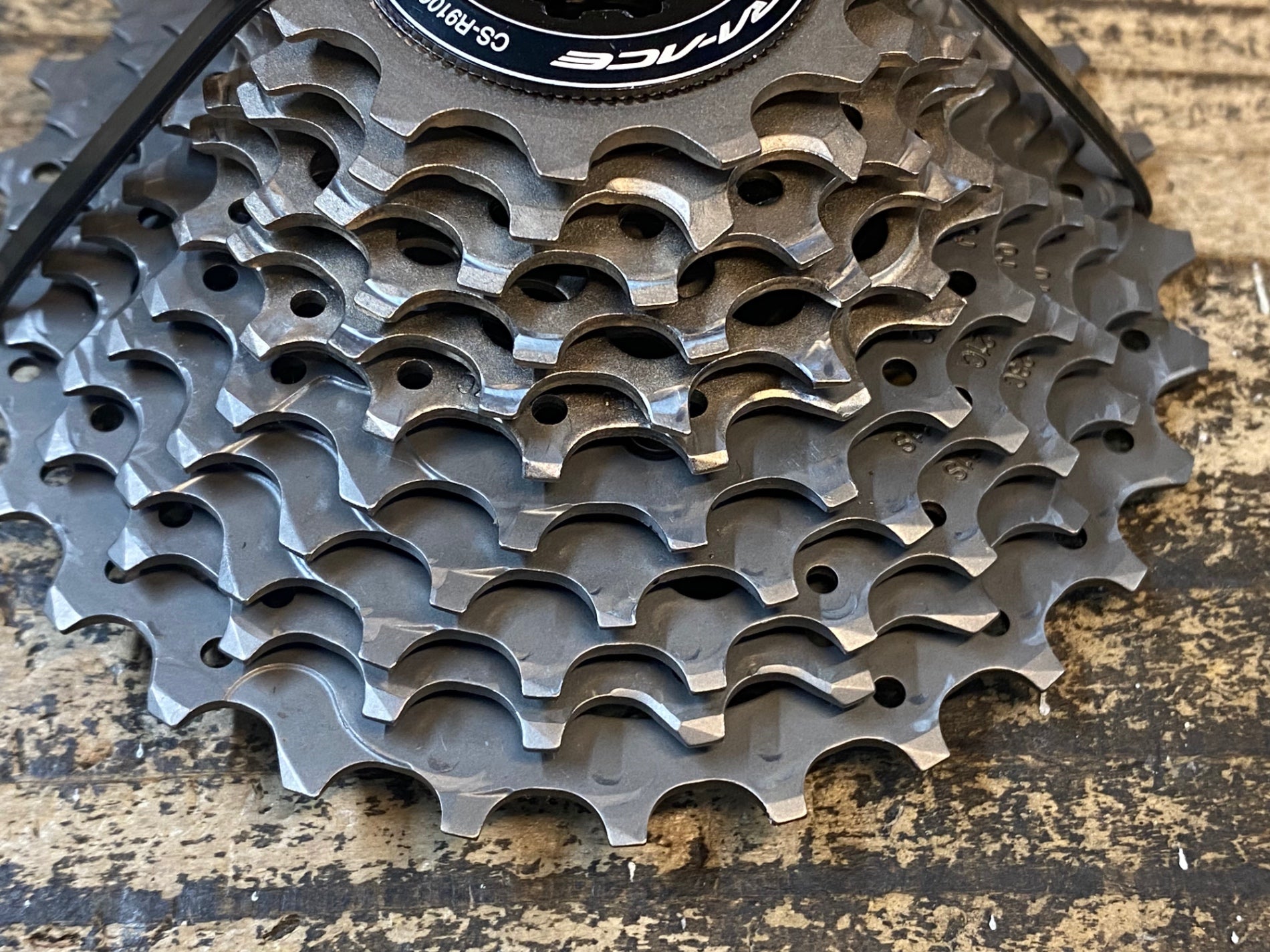 JK184 シマノ SHIMANO デュラエース DURA-ACE CS-R9100