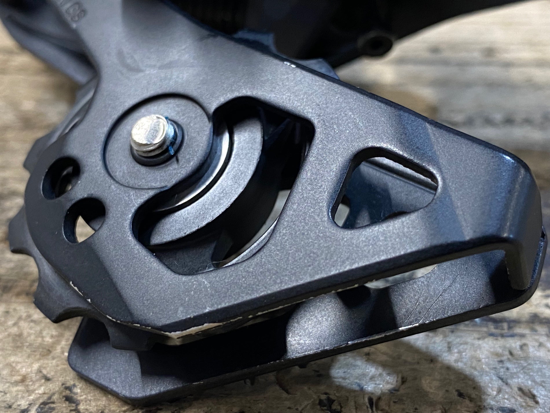 KB015 シマノ SHIMANO アルテグラ ULTEGRA RD-R8000 GS リア