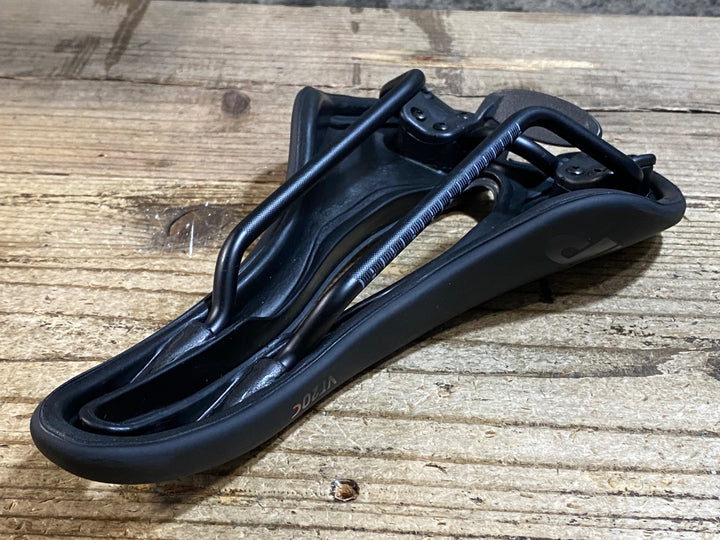 KC321 SELLE SMP VT 20C サドル 黒
