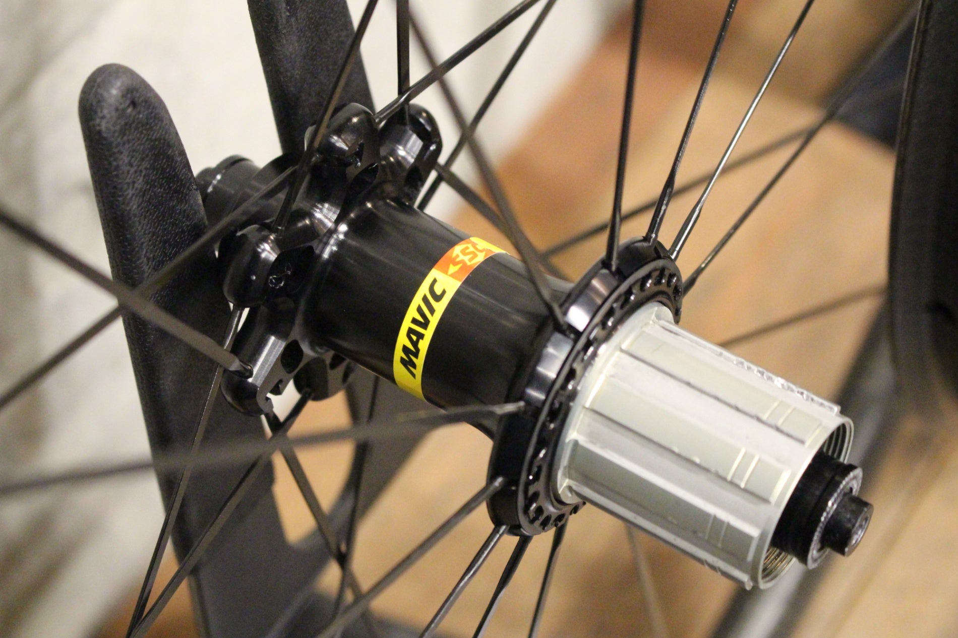 マヴィック MAVIC キシリウム KSYRIUM PRO CARBON SL カーボン