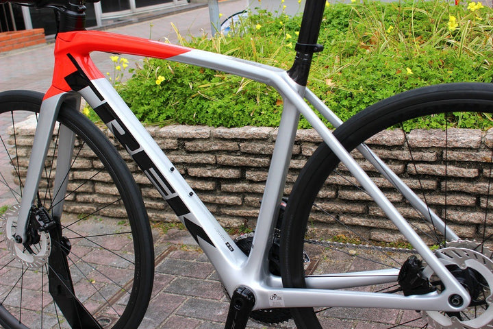 トレック TREK エモンダ ディスク EMONDA SL6 DISC 2023 52サイズ シマノ 105 Di2 R7170 12S カーボン ロードバイク 【名古屋店】