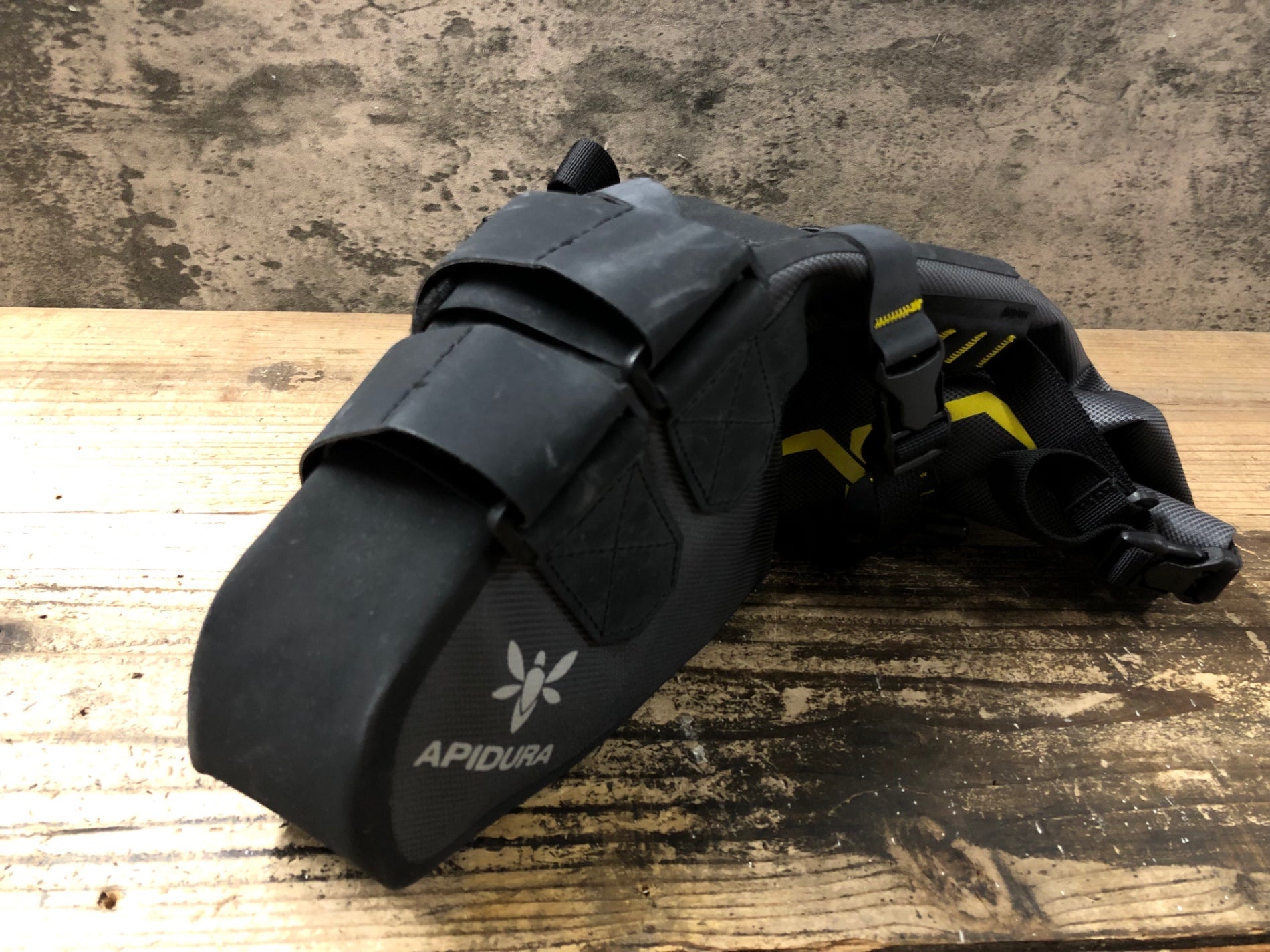 JZ626 アピデュラ APIDURA EXPEDITION SADDLE PACK サドルバッグ