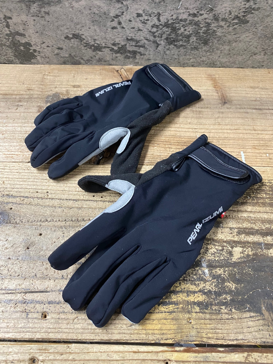 JY274 パールイズミ PEARL iZUMi 長指ウィンターグローブ 黒 L 裏起毛 赤タグ