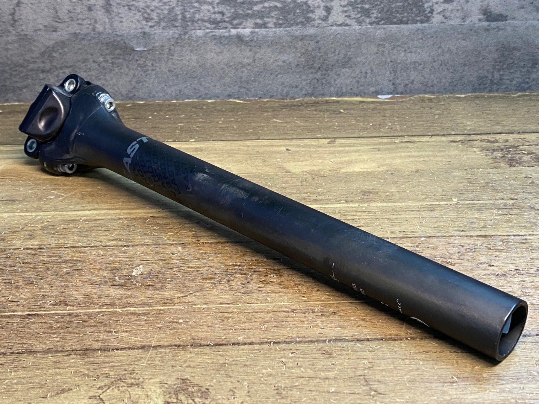 JP663 イーストン EASTON EC70 カーボン シートポスト 300mm Φ27.2