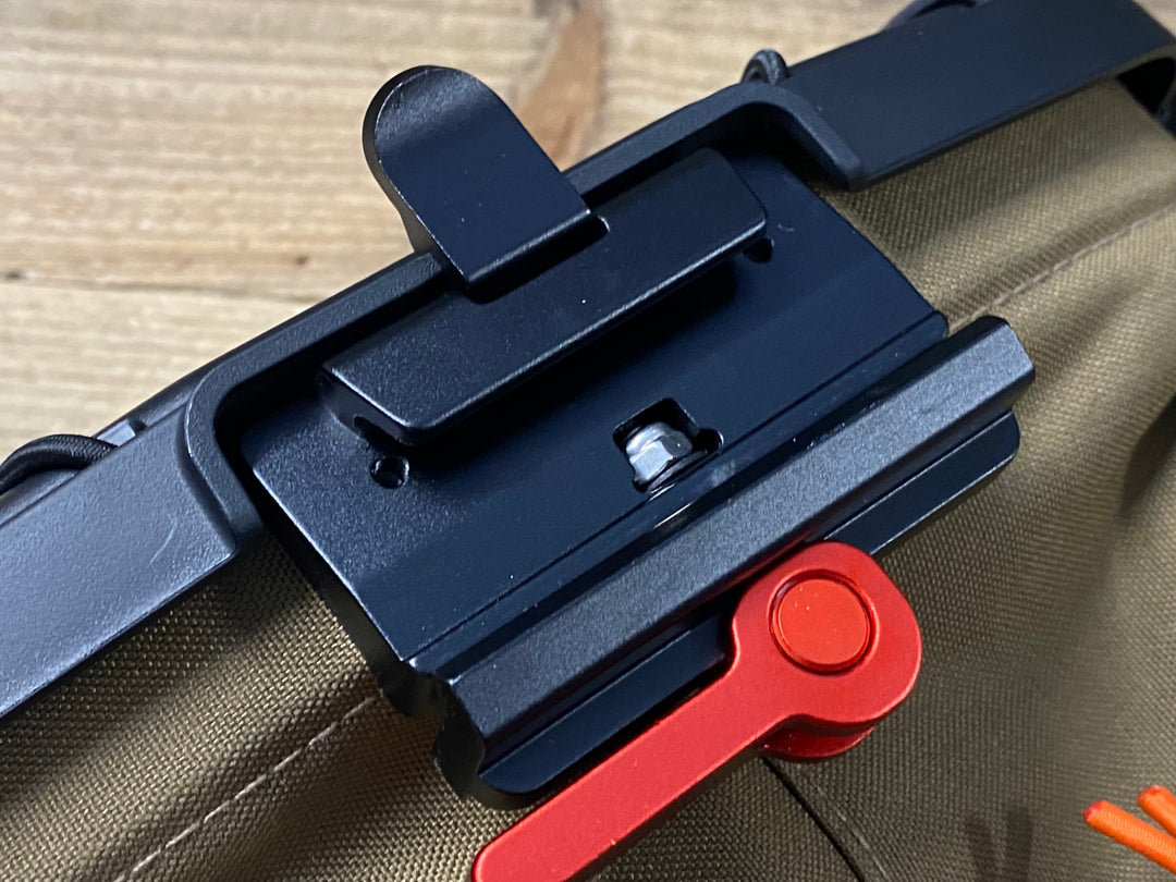KO671 ROUTE WERKS The Handlebar Bag ハンドルバーバッグ