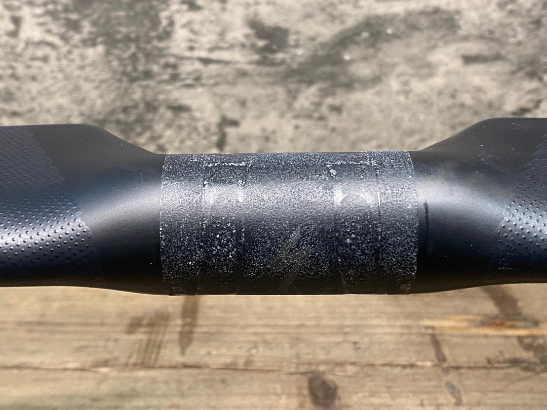 JQ849 スペシャライズド SPECIALIZED S-WORKS AEROFLY2 カーボン ドロップハンドル エンドC-C420mm Φ31.8mm ※ワイヤーカバー欠品、凹みのためジャンク