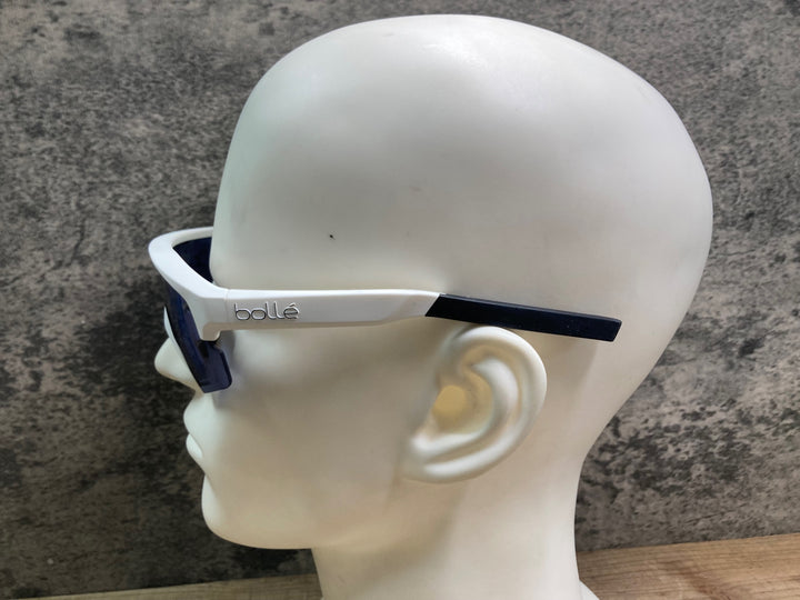 JI129 ボレー bolle LIGHTSHIFTER サングラス アイウェア 白