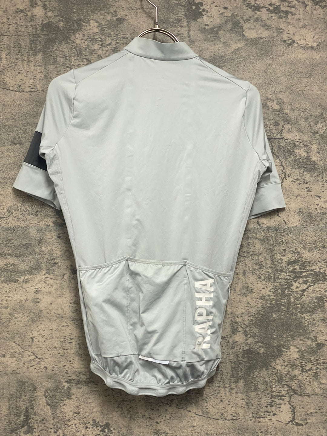 JX035 ラファ Rapha PRO TEAM TRAINING JERSEY 半袖 サイクルジャージ グレー XS 裾ゴム伸び