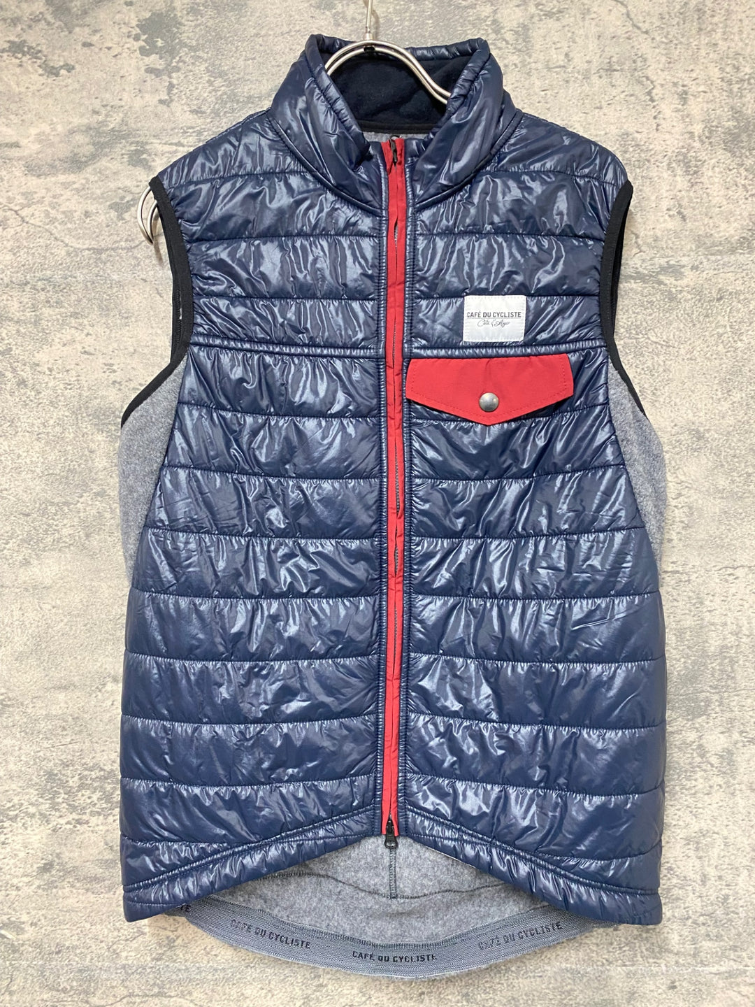 JY615 カフェドシクリステ CAFE DU CYCLISTE Albertine Gilet Men ジレ サイクルベスト 紺 グレー L ダウン 中綿 フリース