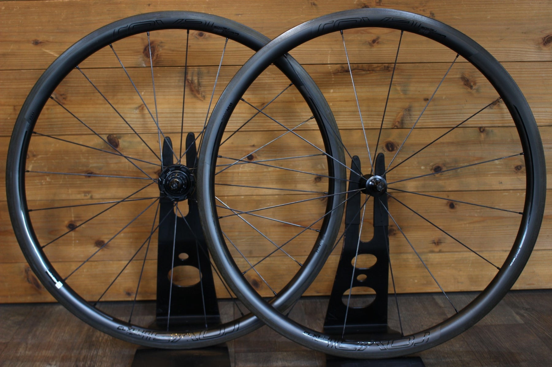 ロヴァール ROVAL ラピーデ RAPIDE CLX32 カーボン チューブレスレディ