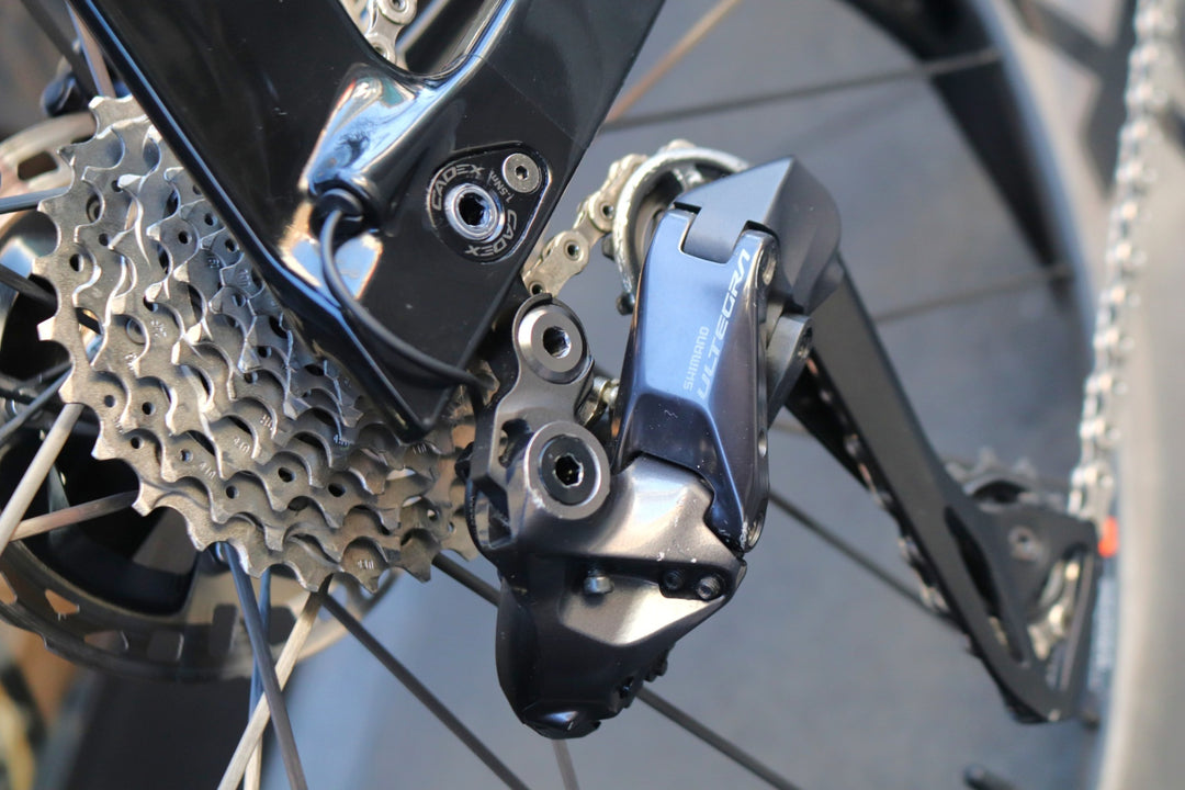 カデックス CADEX TRI 2025モデル XXSサイズ シマノ アルテグラ R8170 12S Di2 カーボン トライアスロンバイク 【東京南麻布店】