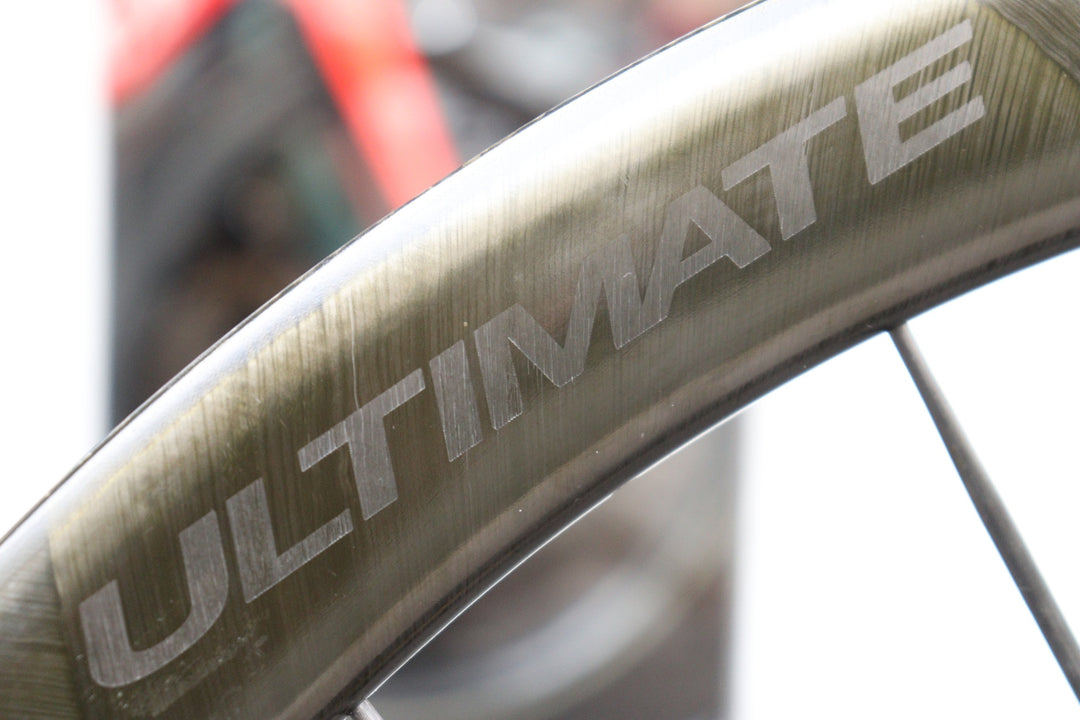 【鬼ベアリング換装！】マヴィック MAVIC COSMIC ULTIMATE 45 DISC UST カーボン チューブレスレディ ホイールセット シマノ11S/12S 19C 【横浜店】