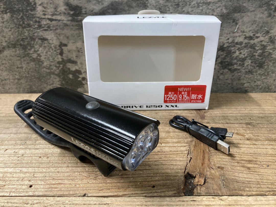 JV298 レザイン LEZYNE SUPER DRIVE 1250 XXL フロントライト