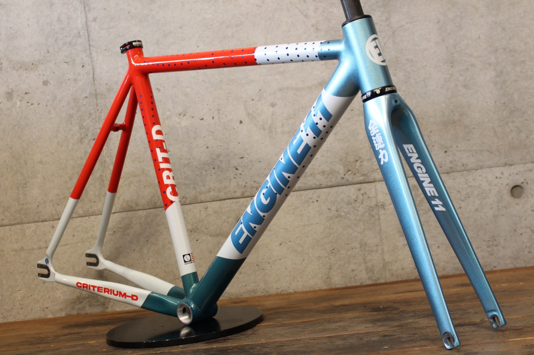 未使用品！エンジン ENGINE11 Crit-D 2024 Mサイズ アルミ ピスト