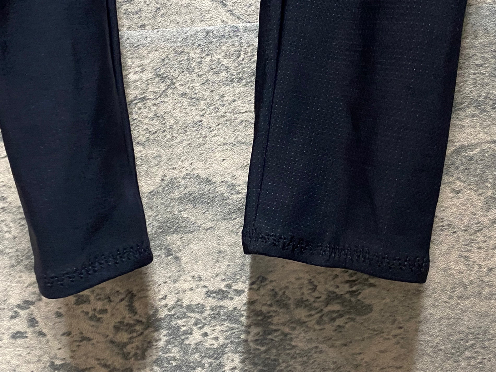 JS170 リオンドカペルミュール Lion de KAPELMUUR ビブタイツ 黒 S 裏