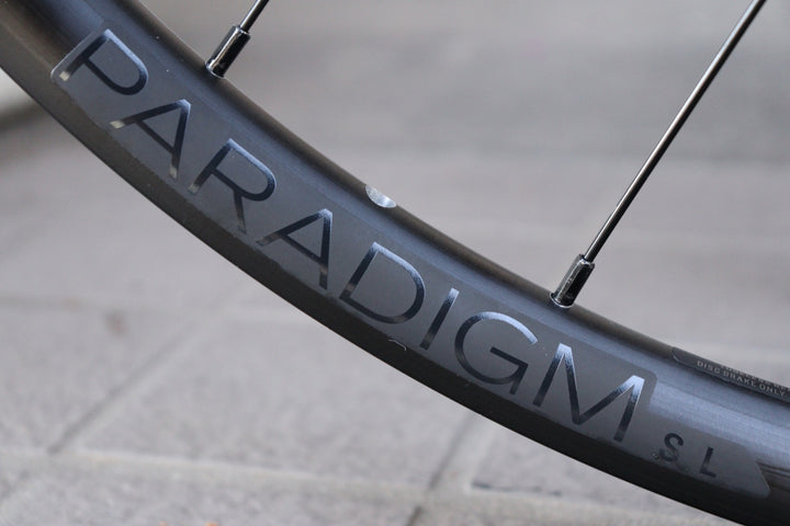 ボントレガー BONTRAGER パラダイム PARADIGM SL DISC アルミ チューブレスレディ ホイールセット シマノ11S/12S 【横浜店】
