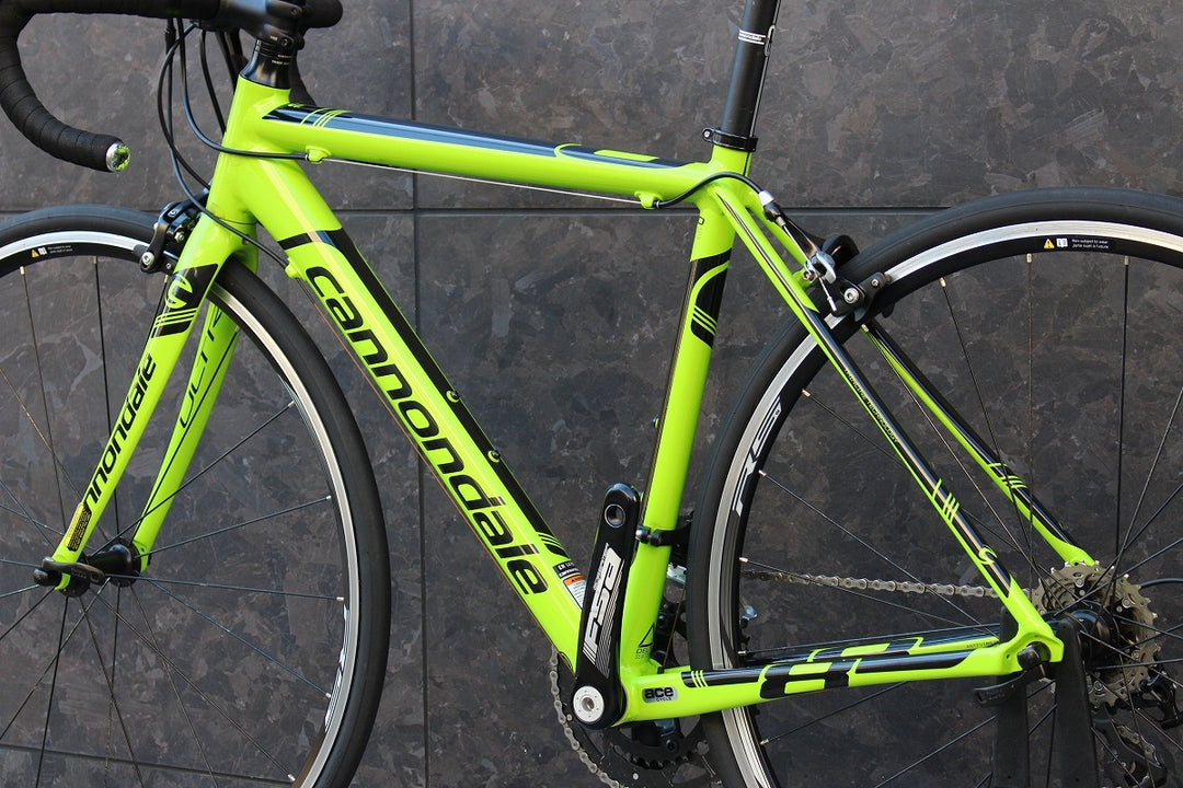 キャノンデール CANNONDALE キャド CAAD8 2015モデル 44サイズ シマノ 105 5800 Mix 11S アルミ ロードバイク 【福岡店】