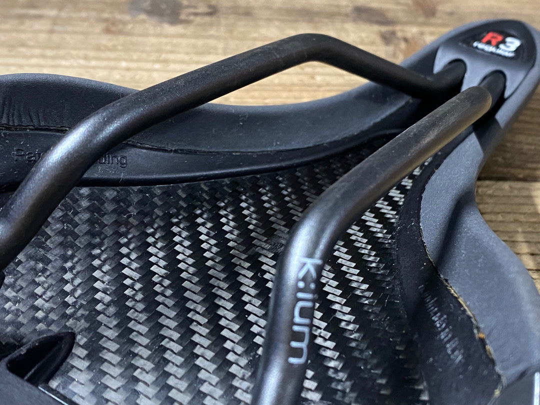 KL929 フィジーク fizik ALIANTE R3 Regular サドル KIUMレール