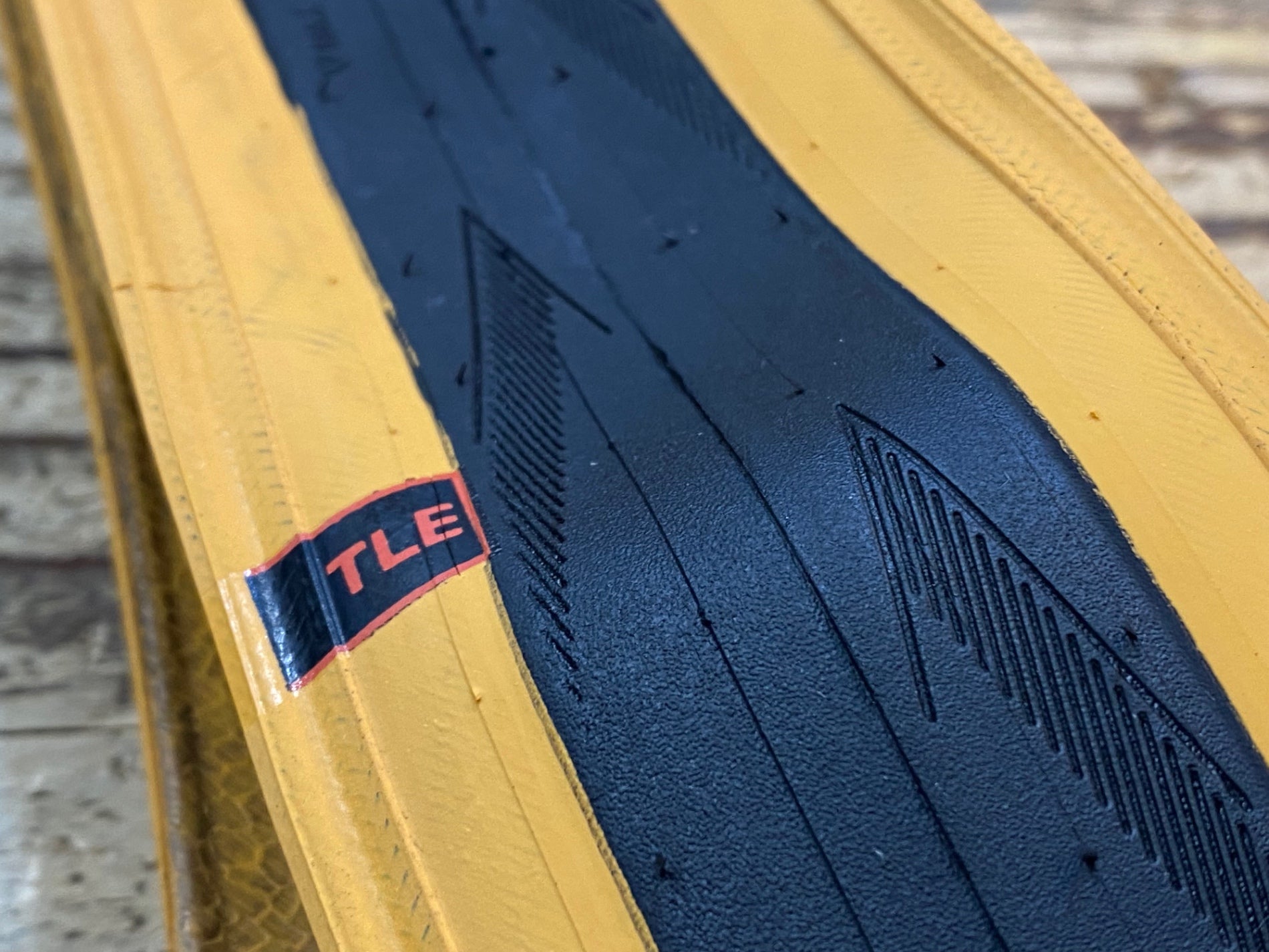 JT727 シュワルベ SCHWALBE PRO ONE TT TUBELESS EASY チューブレス