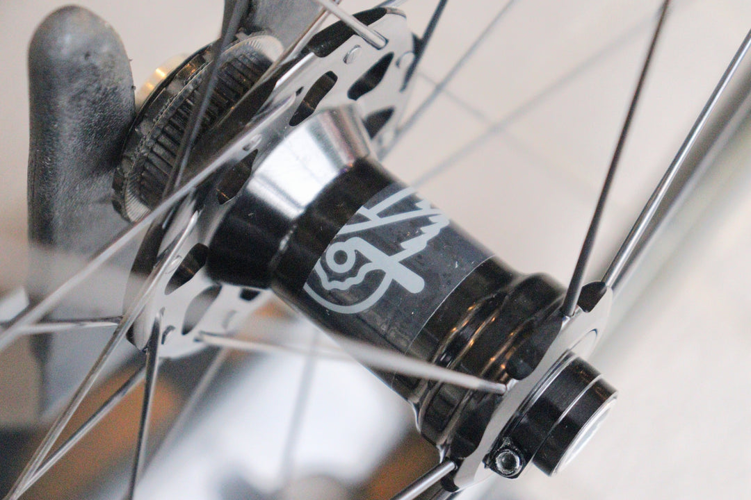 カンパニョーロ CAMPAGNOLO シャマル SHAMAL CARBON DB カーボン チューブレス ホイールセット シマノ 11/12S 【横浜店】