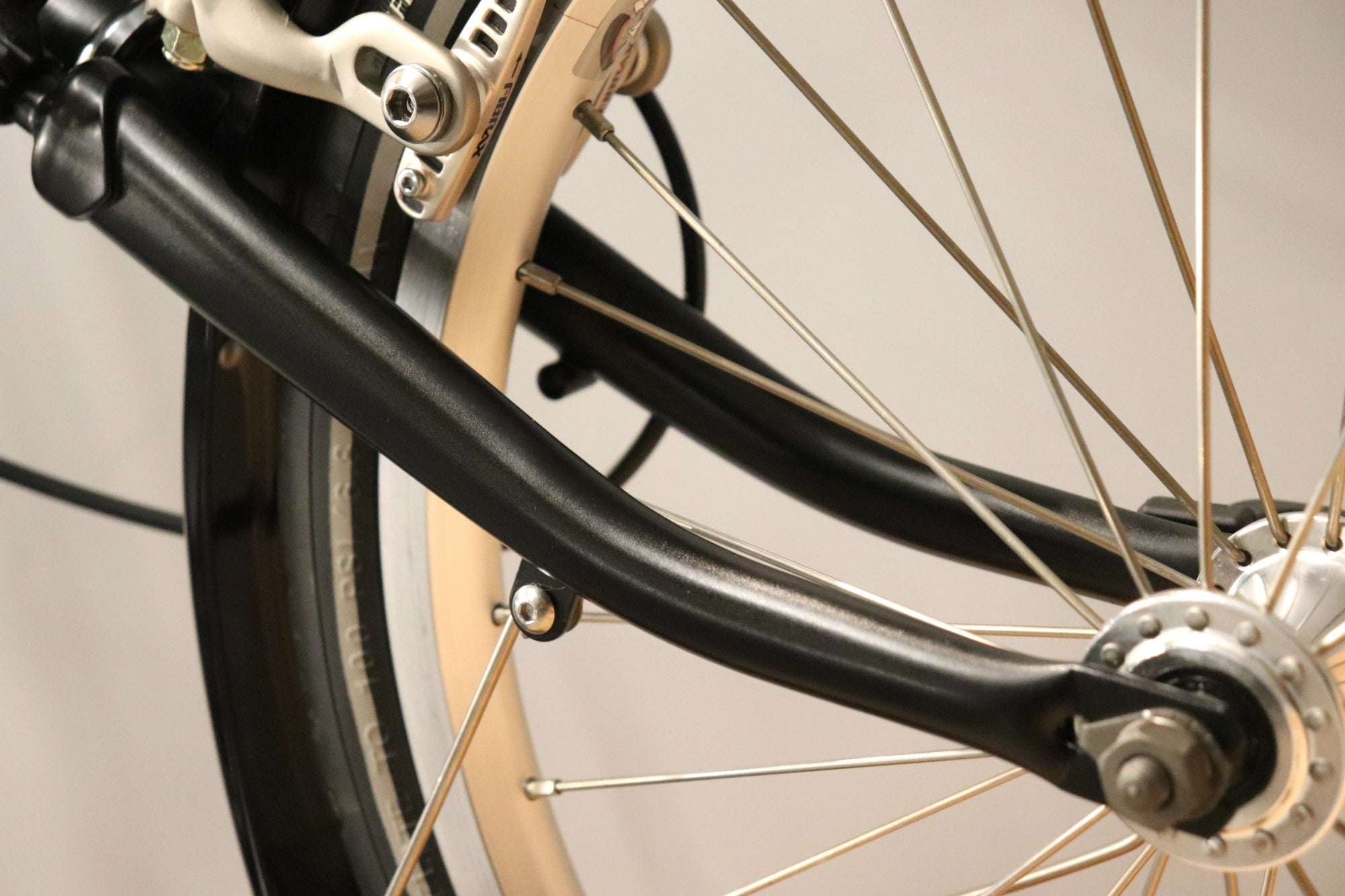 ブロンプトン BROMPTON M6L 2014モデル 16インチ 折り畳み 小径車