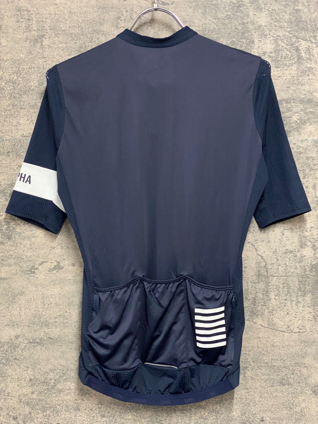 JW107 ラファ Rapha PRO TEAM FLYWEIGHT JERSEY 半袖サイクルジャージ 紺 M 裾ゴム伸び