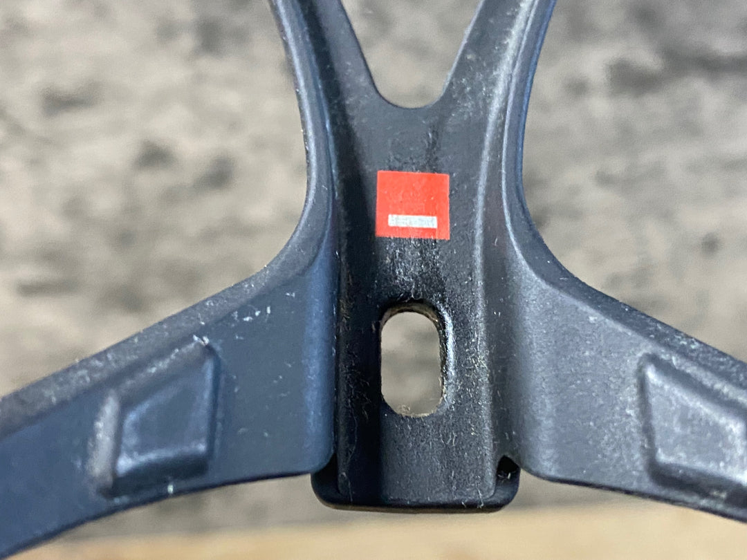 KD877 エリート ELITE LEGGERO CARBON ボトルケージ 2個