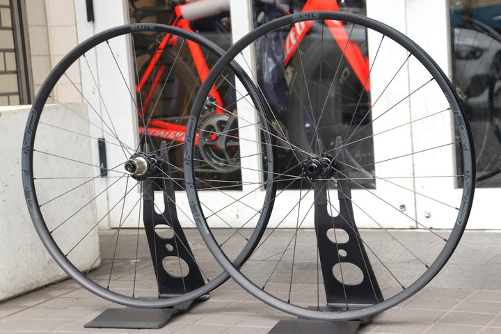 【Cannondaleバイクのカスタムにおススメ！】 スタンス フォルモサ STANS CREST / FORMOSA 手組 シマノ 11S/12S アルミ チューブレスレディ aiオフセット 【横浜店】