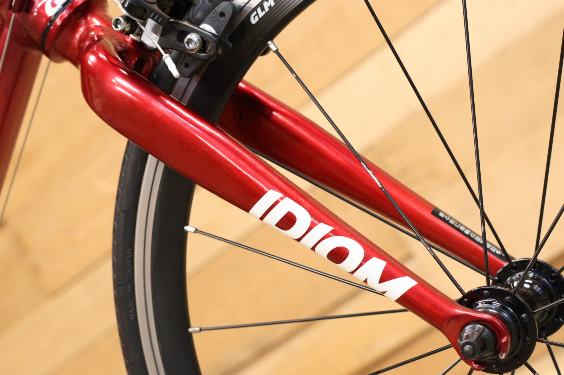 ジャイアント GIANT イディオム IDIOM 1 2013 Mサイズ シマノ ソラ