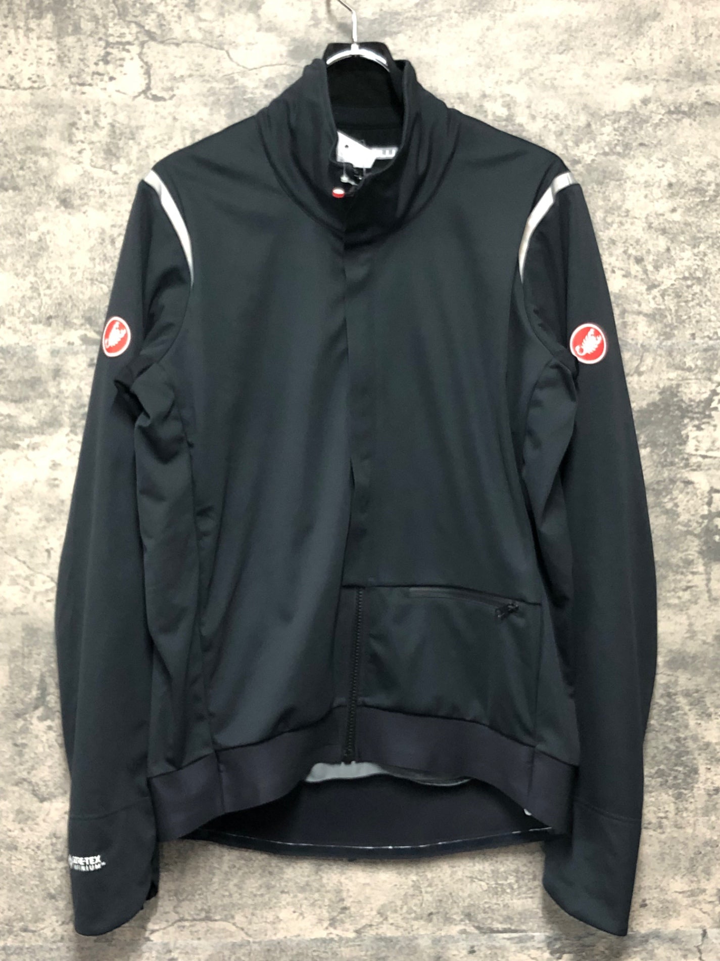 Castelli Alpha RoS ジャケット（Sサイズ、黒）