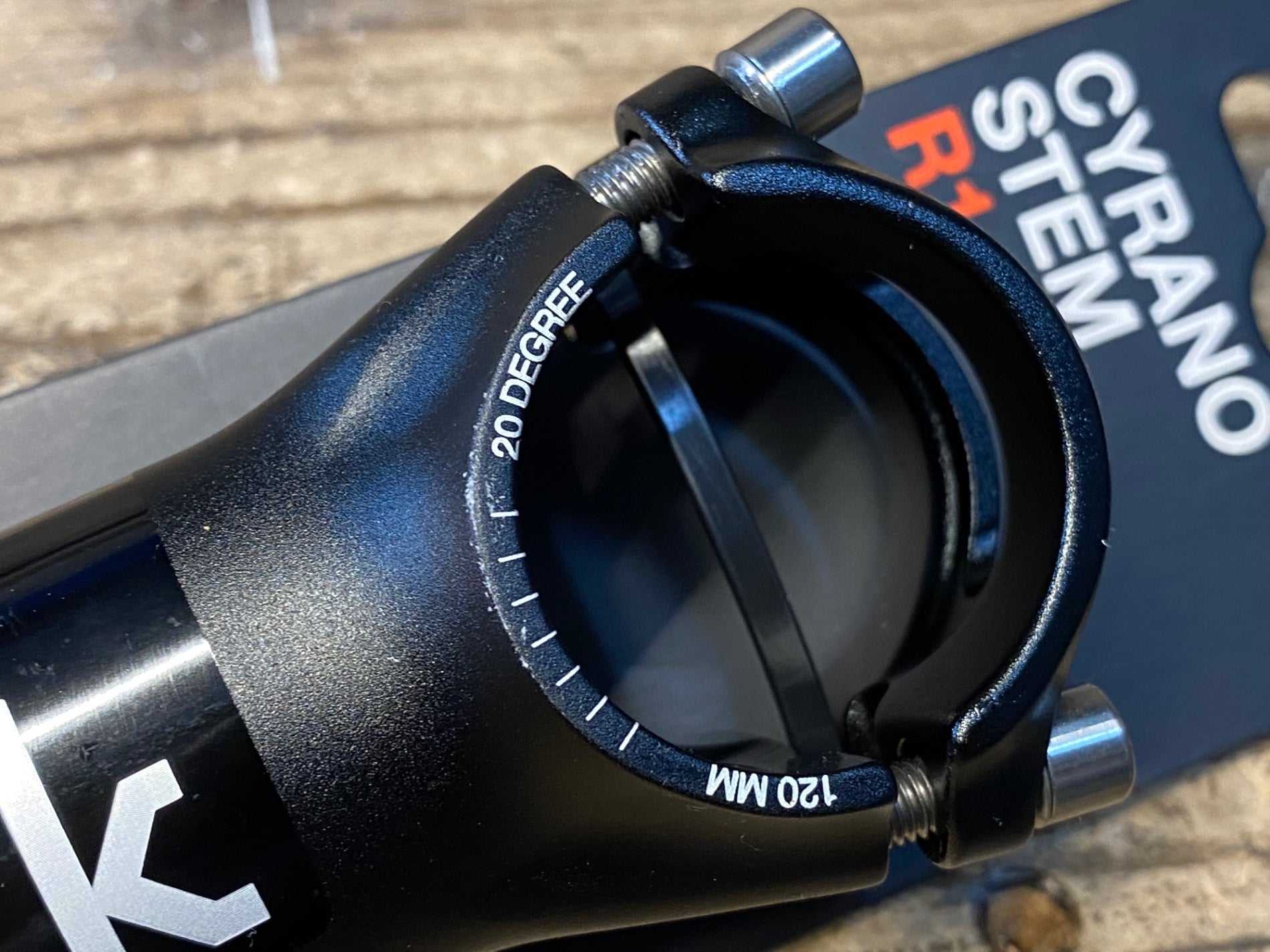 JA249 フィジーク fizik CYRANO STEM R1 ステム 120mm Φ31.8 OS – BICI
