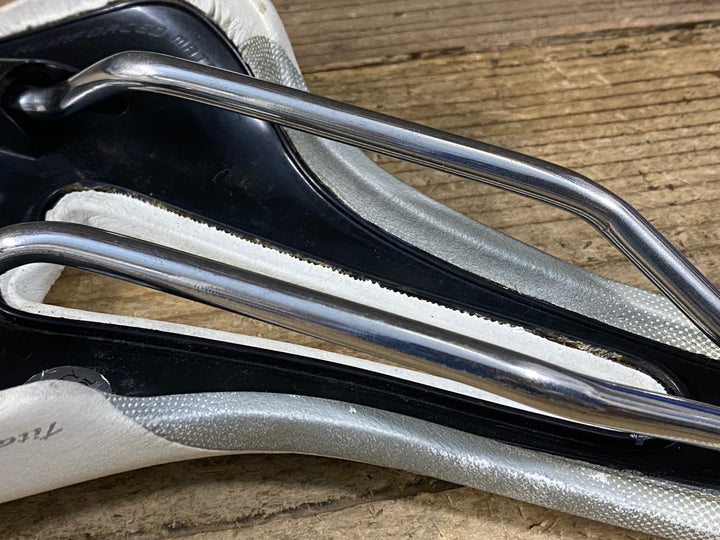 KO818 セライタリア SELLE ITALIA Flite titanium サドル 白 L2