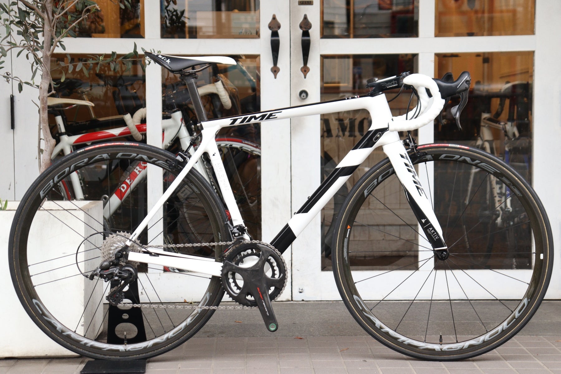タイム TIME アルプデュエズ ALPE D'HUEZ 01 AKTIVフォーク 2019モデル