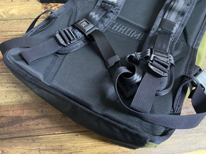 KA252 クローム CHROME BARRAGE CARGO バックパック オリーブ