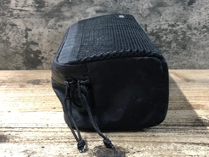 KD126 SAUCE CYCLE メッシュポケットバッグMESH POCKET BAR BAG V3 (ECOPAK / BLACK)