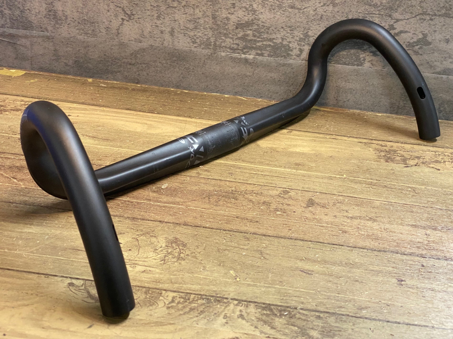 JN748 イーストン EASTON EC70 AX カーボン ドロップハンドル