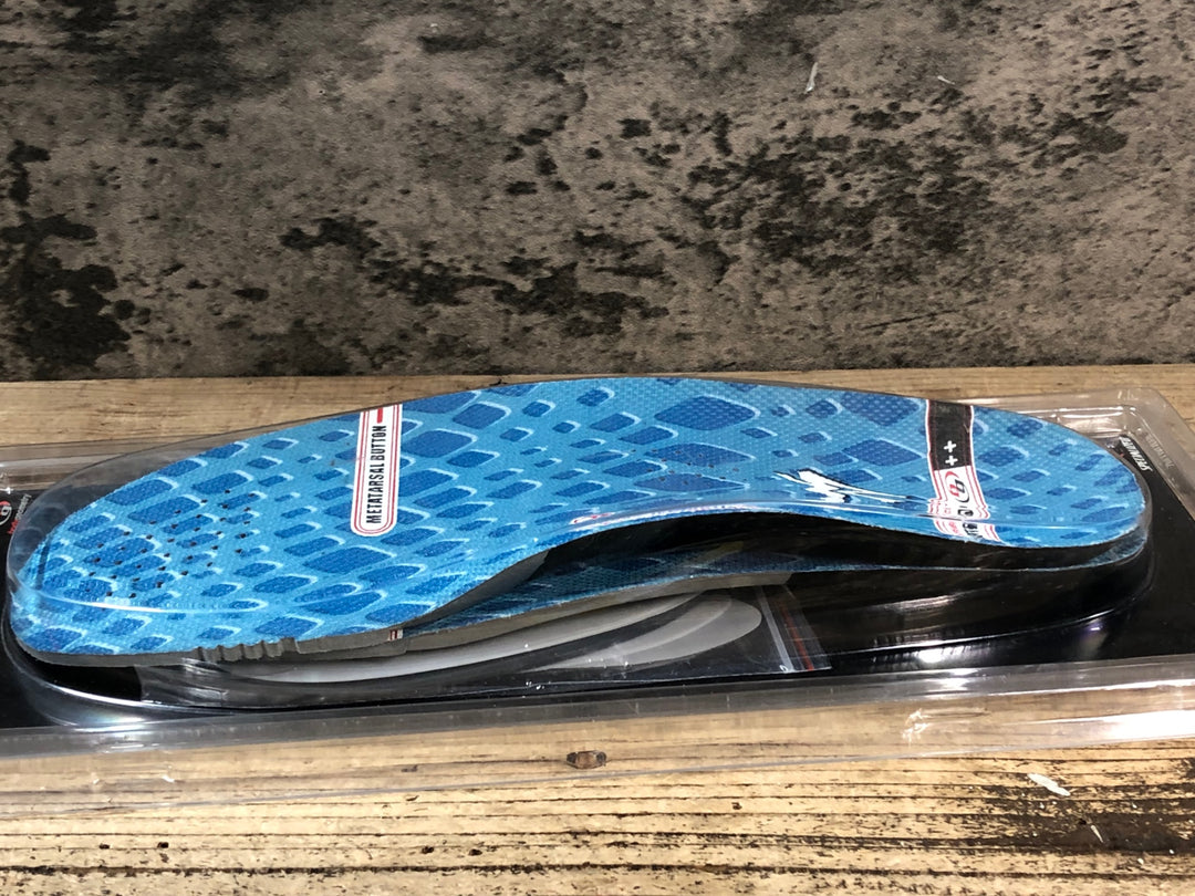 JX534 スペシャライズド SPECIALIZED HIGH PERFORMANCE BG FOOTBED インソール 水色 EU43-44