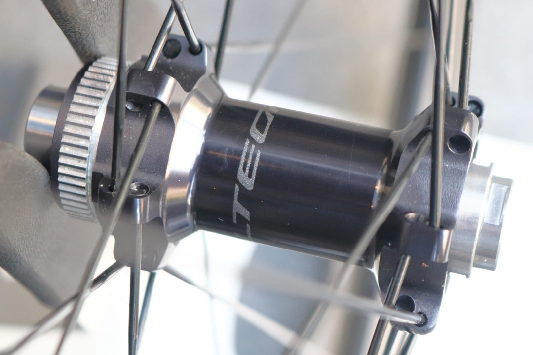 シマノ SHIMANO アルテグラ ULTEGRA WH-R8170 C36 TL チューブレス カーボン ホイールセット シマノ12/11S 21C 【東京南麻布店】