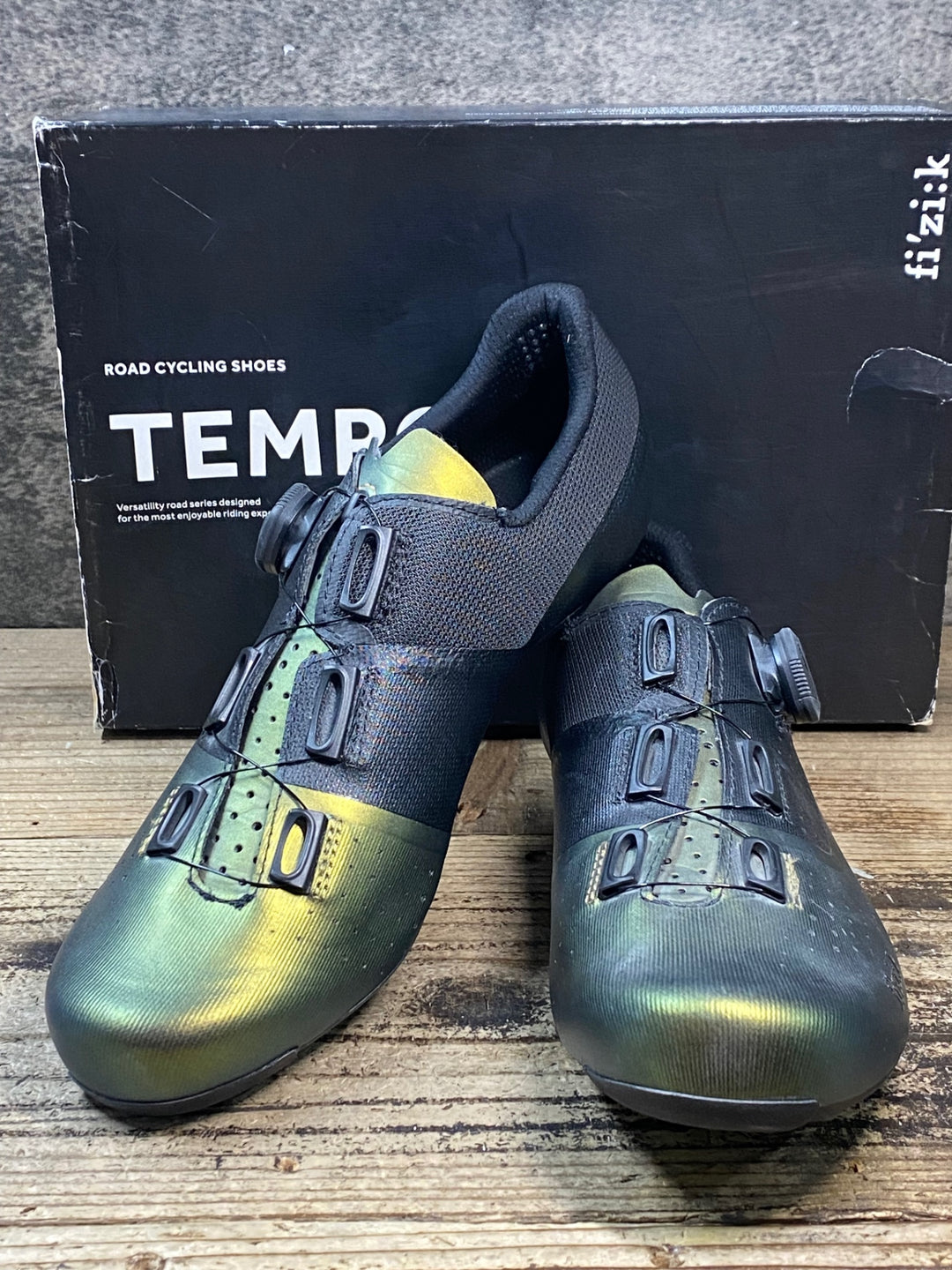 JX859 フィジーク fizik TEMPO OVERCURVE R4 IRIDESCENT ビンディングシューズ SPD-SL 緑 EU42 ※未使用