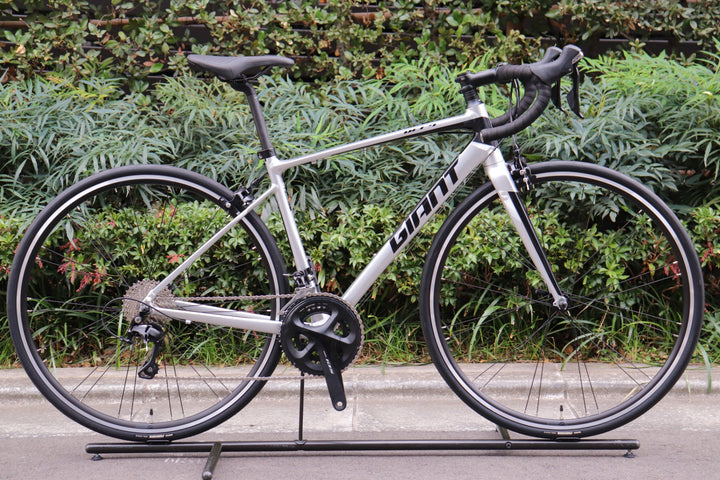 ジャイアント GIANT ディファイ DEFY1 2016年モデル Sサイズ 105 5800MIX 11S アルミ ロードバイク 【さいたま浦和店】