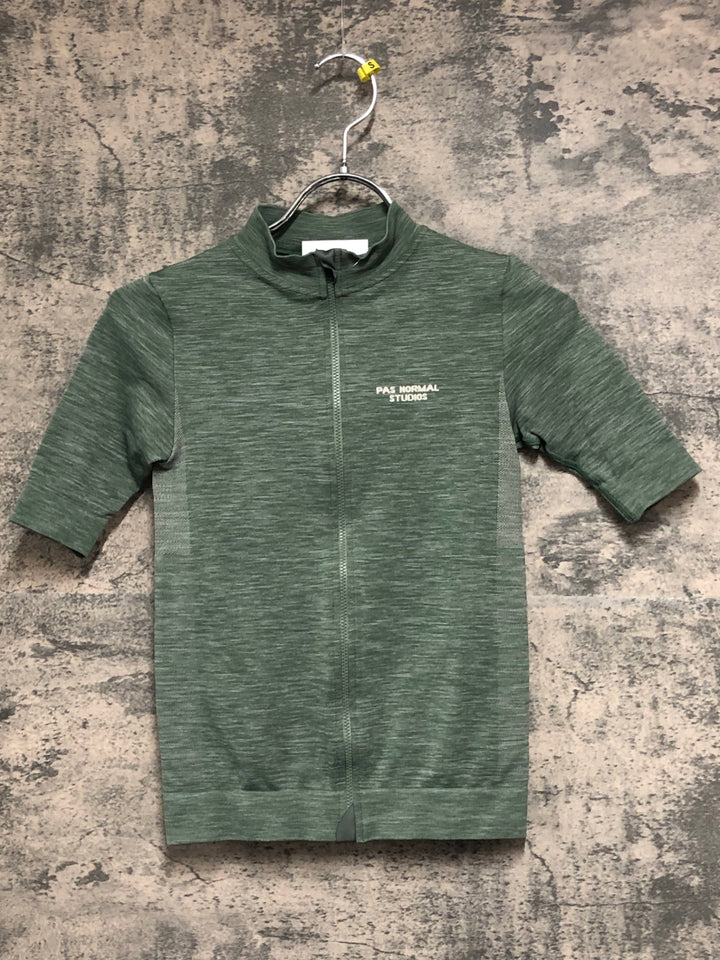 JF705 パスノーマルスタジオ PAS NORMAL STUDIOS Men's Escapism Knit Jersey 半袖サイクルジャージ 緑 XS