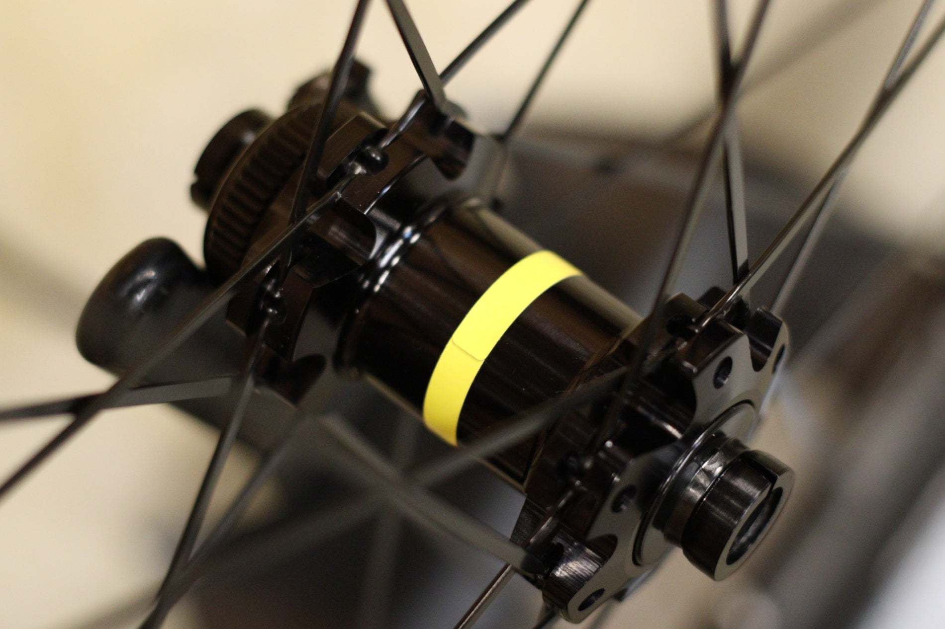 マヴィック MAVIC キシリウム プロカーボン KSYRIUM PRO CARBON UST