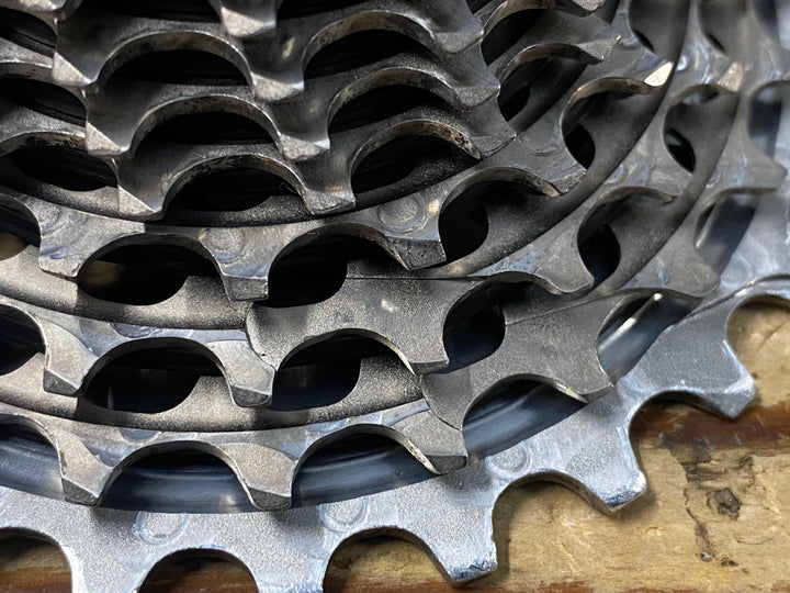 KA281 スラム SRAM レッド RED スプロケット 11S 11-28T ※ロックリングデュラエース