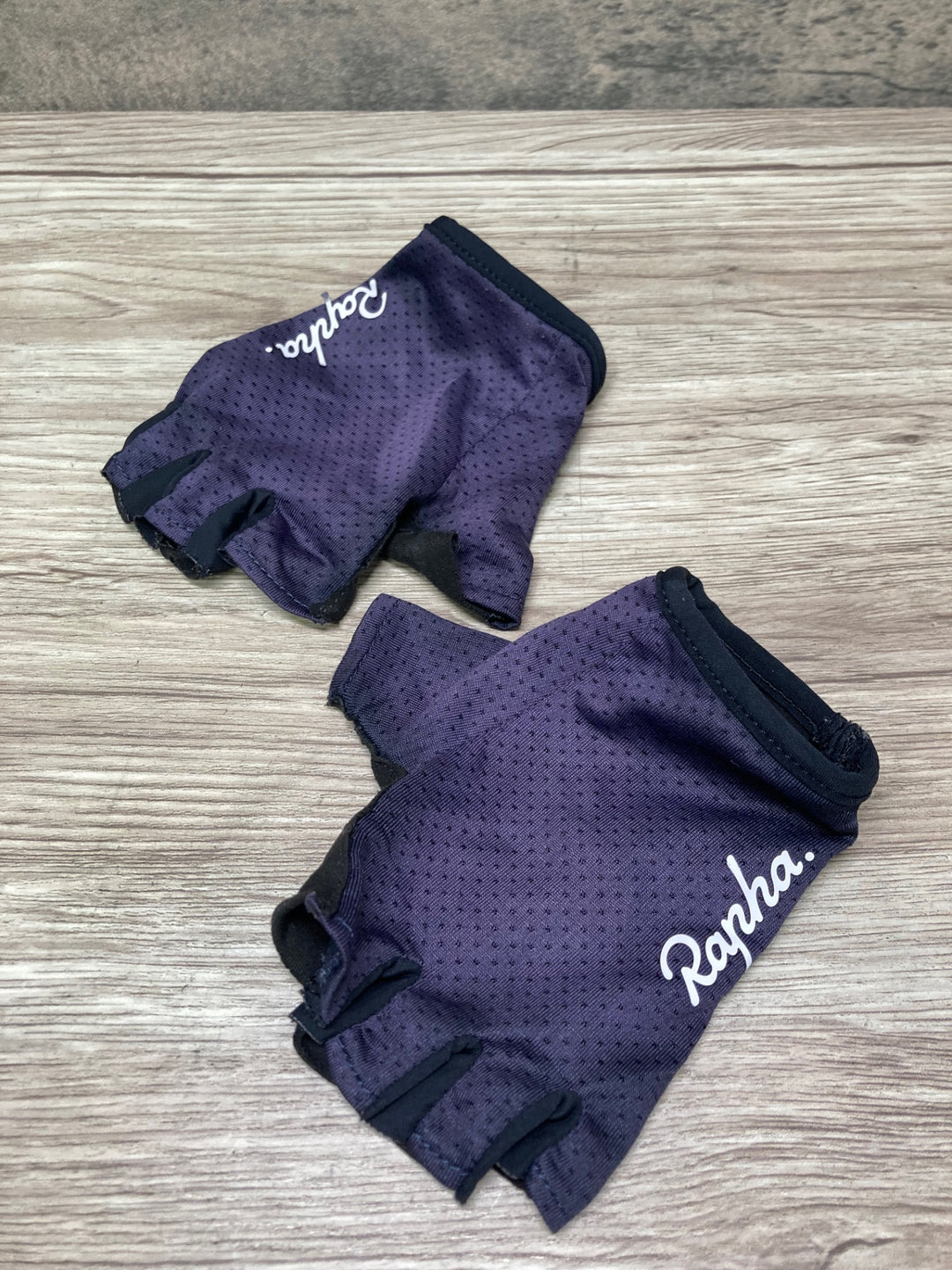 IX551 ラファ Rapha サイクルグローブ XS ※ロゴ剥がれ パープル