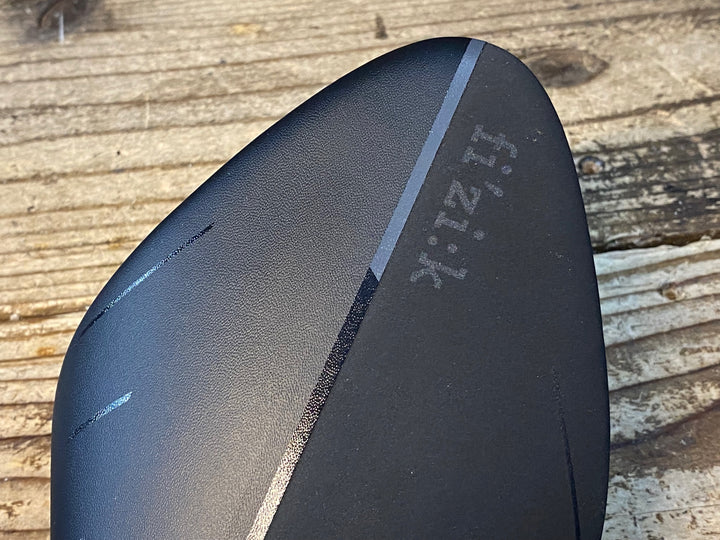 JW098 フィジーク fizik ARIONE 00 サドル 黒 カーボンレール 123mm