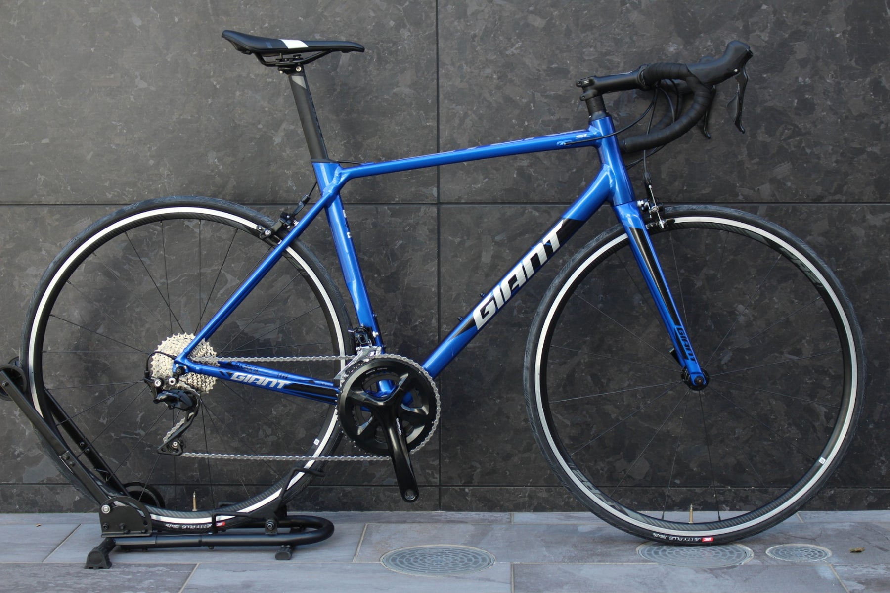 ジャイアント TCR SL6000 ALUXX SHIMANO105 ジャイアント GIANT TCR SL1 2020 MLサイズ シマノ 105 R7000 11S