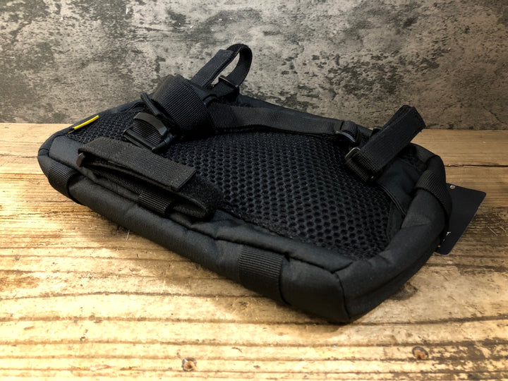 KE579 ジャックウルフスキン Jack Wolfskin ハンドルバーバッグ ポーチ ブラック