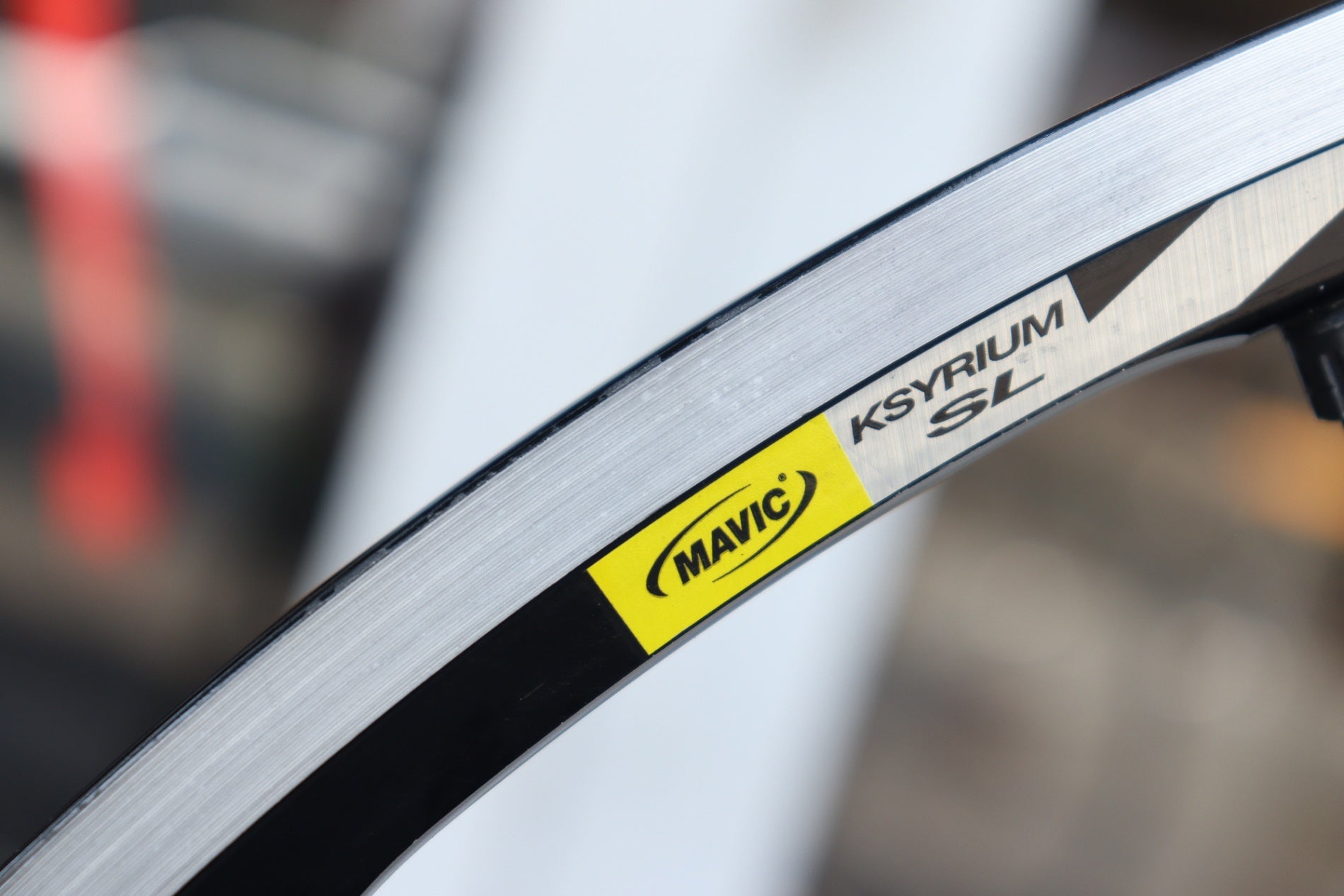 マヴィック MAVIC キシリウム KSYRIUM SL アルミ クリンチャー