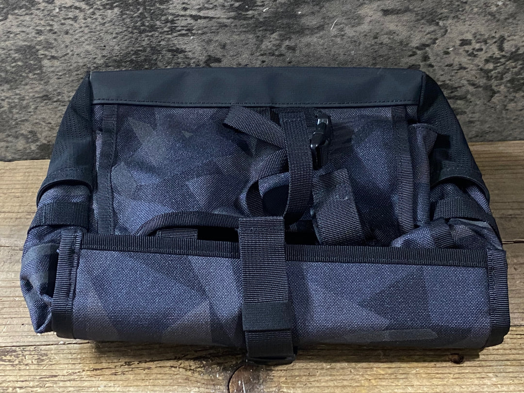 KJ086 クローム CHROME DOUBLETRACK HANDLEBAR BAG フロントバッグ カモ グレー