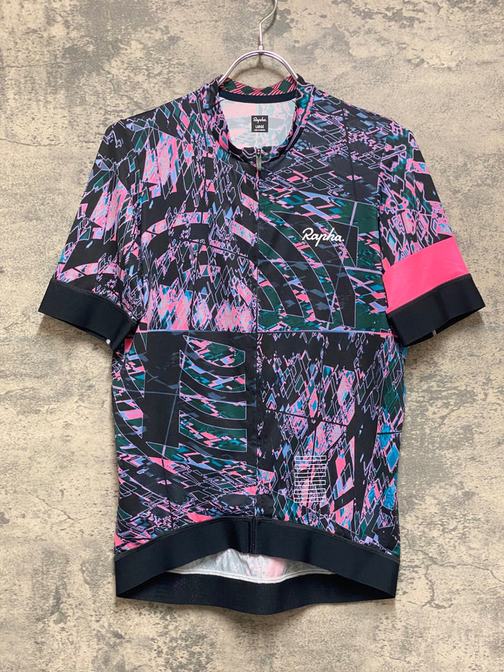 KO142 ラファ Rapha PRO TEAM TRAINING JERSEY 半袖 サイクルジャージ ピンク 黒 総柄 L EF